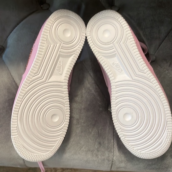 Swarovski Nike Pink corduroy Air Force 1’s with pink SWAROVSKI crystals - Picture 11 of 11